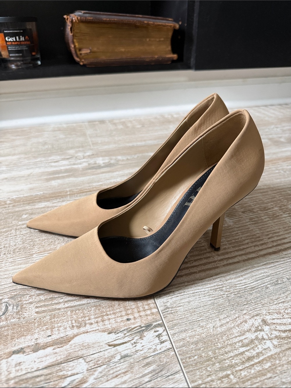 ZARA Beige Pointed-Toe Pumps - Picture 2 of 3